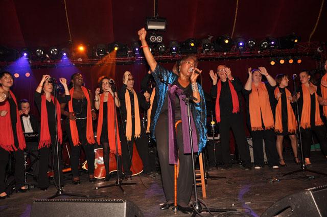 min 2011 12 10 cabaret sauvage 081